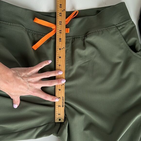Figs Womens Zamora Jogger Scrub Pants‎ Olive Green Size XXL/P Nursing Medical - Picture 15 of 16